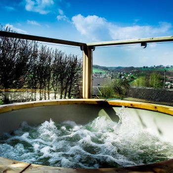 Le jacuzzi à ciel ouvert